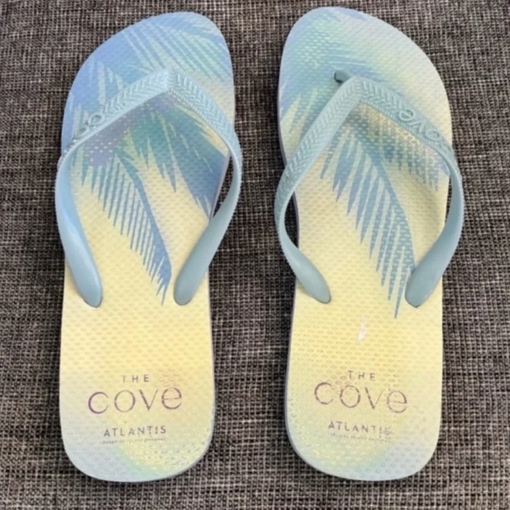 The Cove Atlantis Bahamas Blue Flip Flops Thong Sandals 10